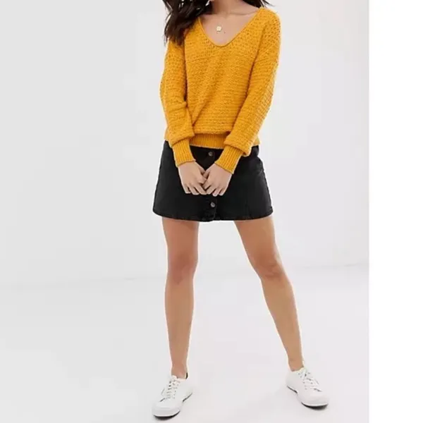 Abercrombie &‎ Fitch Women's Mustard V-Neck crochet Sweater Size L - Image 3