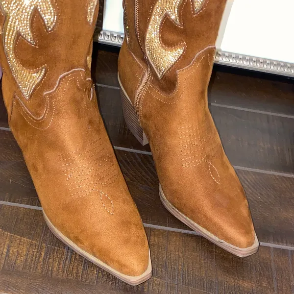 NWT!! Material Girl Brown Cowgirl Boots with Gold Accents Size 6.5 - Image 5