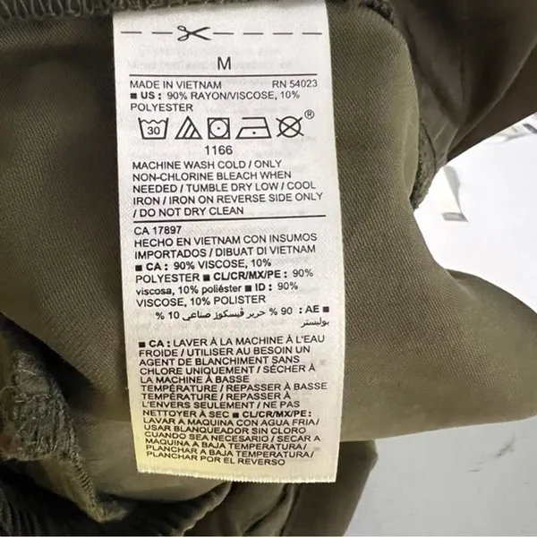 Old Navy Cargo Pants Women M Olive Green Drawstring Relaxed Ankle Utility Casual - Image 8