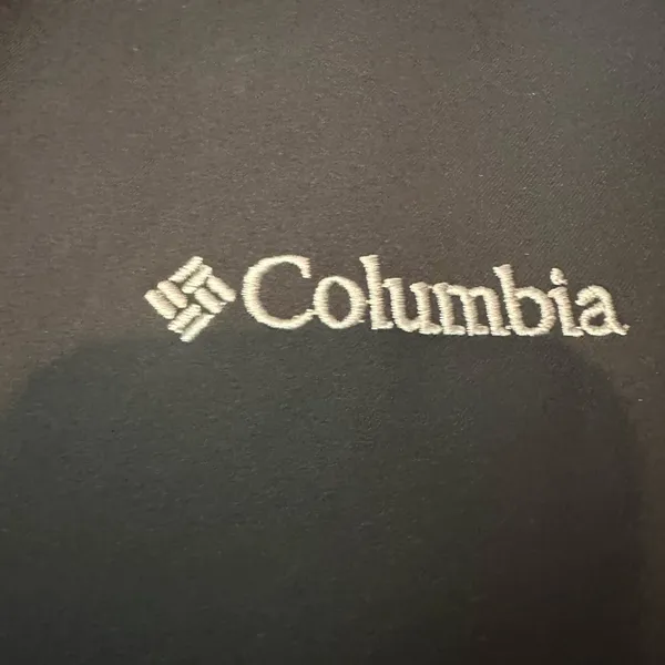 Columbia Women's Black Ski Jacket - Image 8
