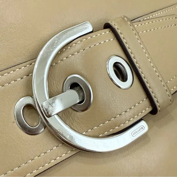 Vintage COACH 8A07 Soho Flap Butter Beige Soft Leather Messenger Shoulder Bag - Image 10