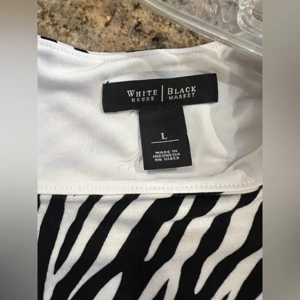 White House Black Market Zebra Print Top L Exposed Zipper Stretch Lined Blouse - Image 6