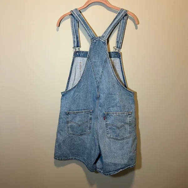 Levis Women's Denim Shortalls Light Wash Bib Overalls Blue Small Country Western - Image 7