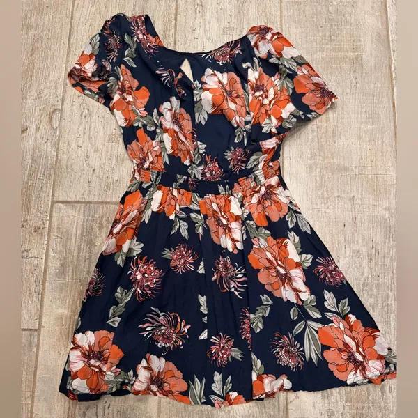 Aakaa Navy Floral Mini Dress with Orange and White Accents Size Small - Image 5