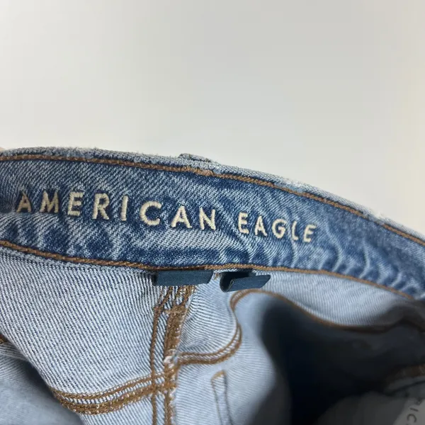 American‎ Eagle High Rise Relaxed Straight Jeans Blue Distressed Raw Hem Size 0 - Image 4