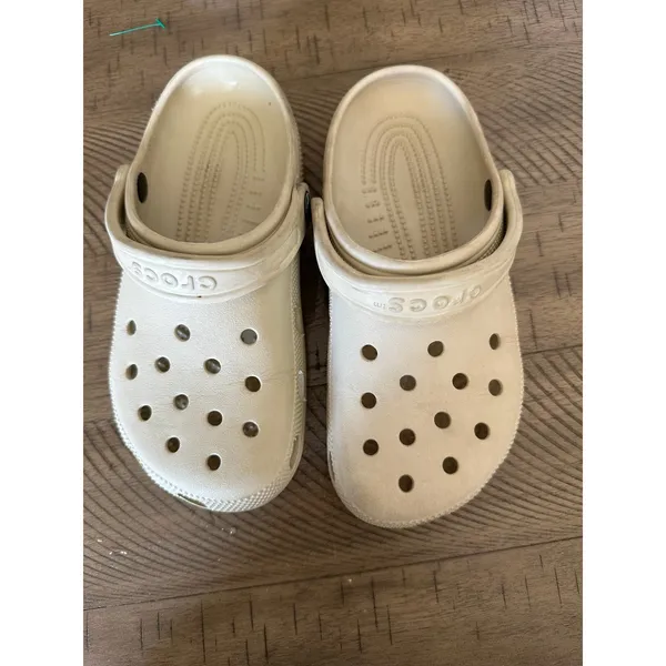 Crocs‎ Classic Clogs Off-White Bone Cream | Size Men 5 / Women 7 - Image 4