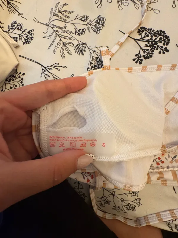 Cupshe Bikini Top - Image 3