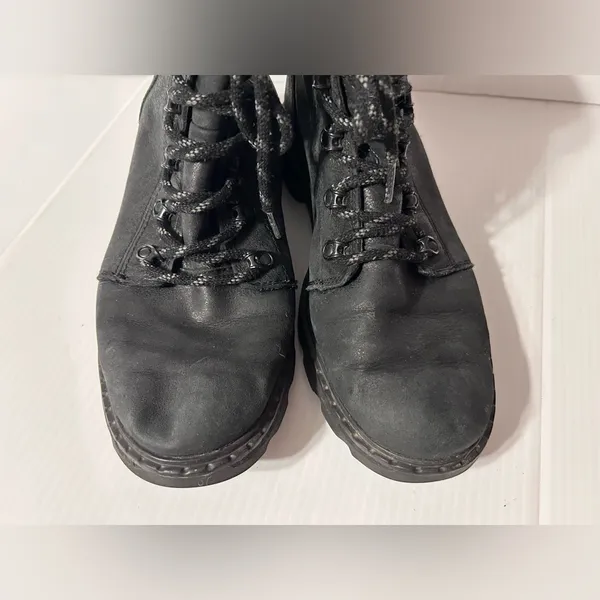SOREL NL3700-010 black leather combat boot women size 10.5 - Image 9