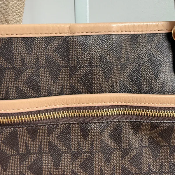 Michael Kors Crossbody Bag Small‎ Brown Beige - Image 3
