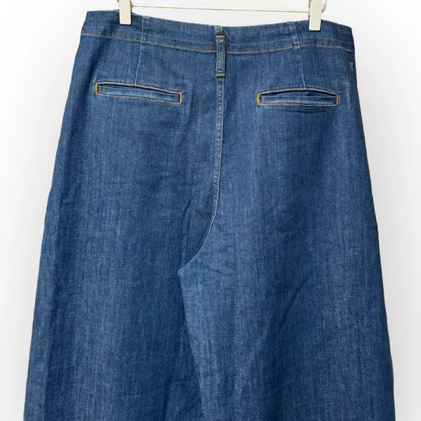 Pilcro Mid-Rise Tapered Jeans - Image 10
