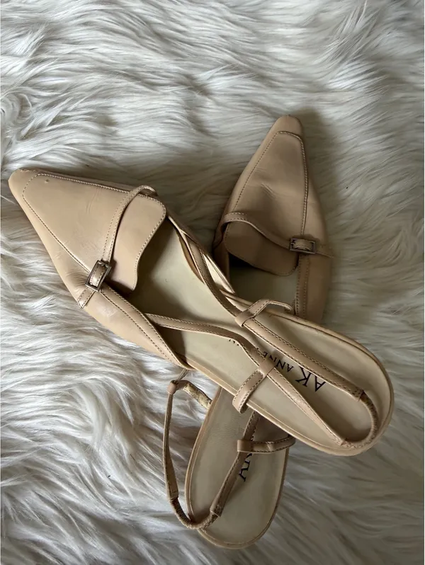 Anne Klein Beige Leather Slingback Heels Size 6.5M - Image 11