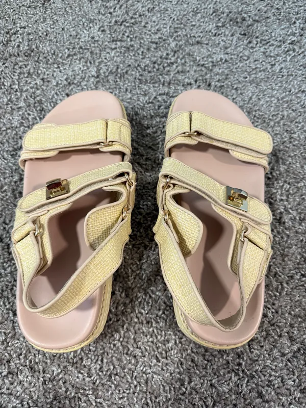 Platform Sandals Gold Size 8.5 - Image 2