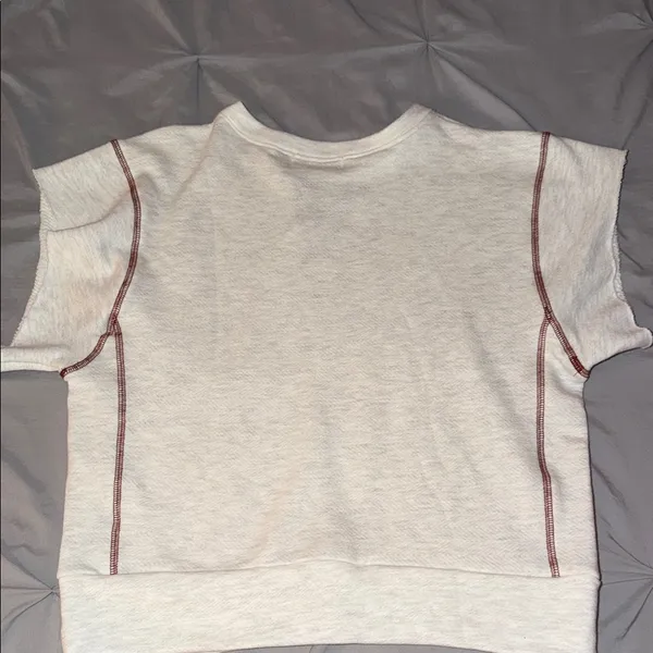 NWOT BUCKETLIST Heather Cream Sleeveless Sweatshirt with Red Accents - Image 2