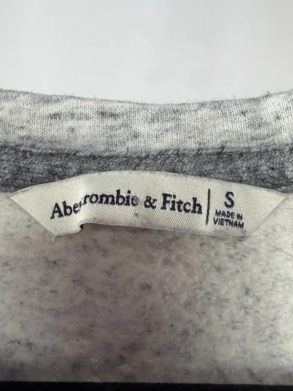 Vintage Abercrombie & Fitch‎ NYC Graphic 3/4 Crewneck Sweatshirt Gray Rose Gold - Image 2