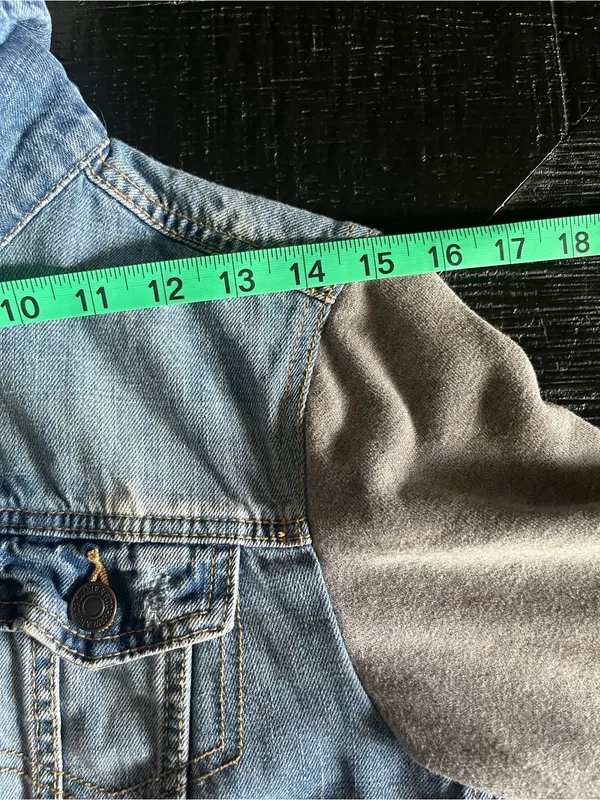 Y2K Abercrombie & Fitch Women's Hooded Jean Trucker Jacket Size S - Image 8