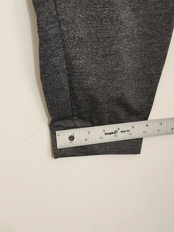 Nike Women's Gray Cropped Dri-Fit Jogger Pants Size XL - Image 8