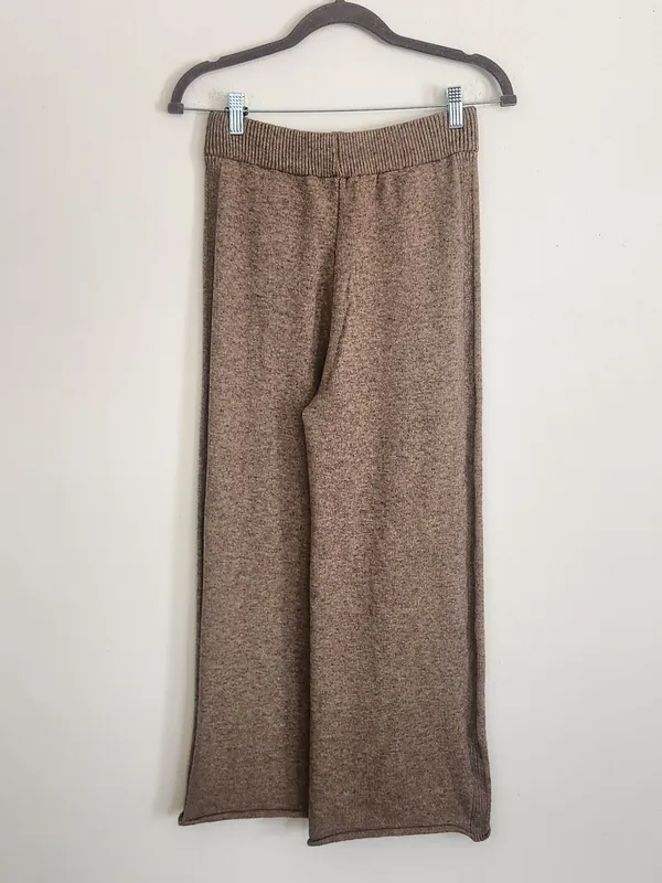 Heather Brown High Rise Cropped Sweater Pants Approx. Size Small to Medium - Image 4