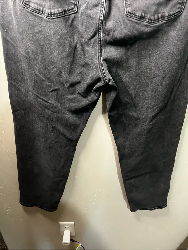 American Eagle Curvy Mom Washed Black High Rise Denim Jeans - Image 9