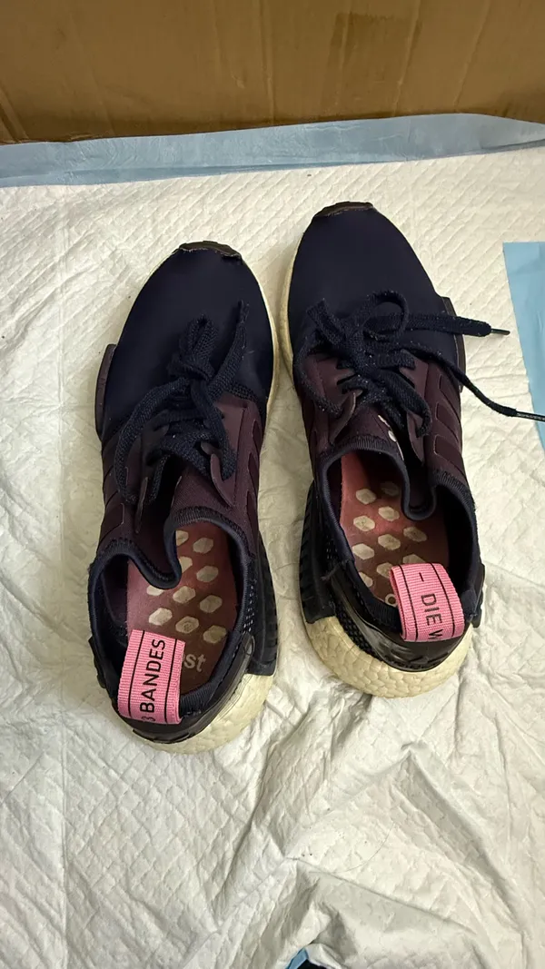 Women) adidas NMD_R1 Sneakers Shoes Size 8.5 - Image 5