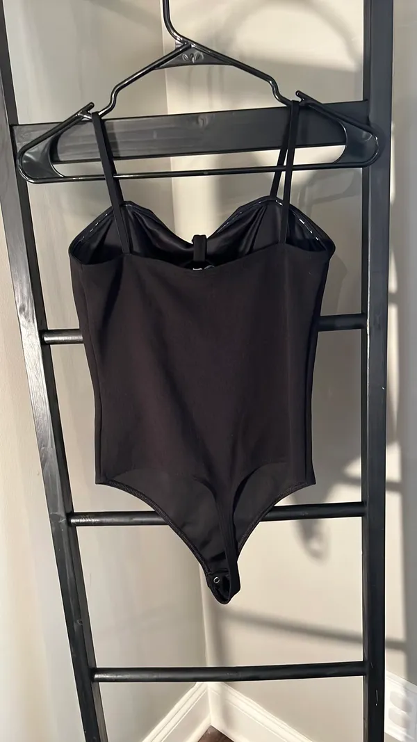 EXPRESS Black Bodysuit - Image 3