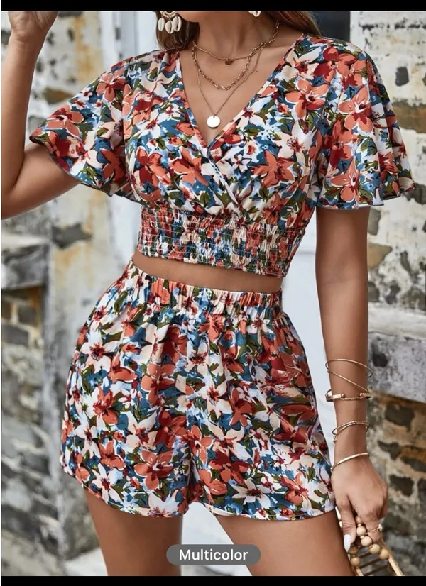 SheIn NWT Floral 2 piece set - Image 2