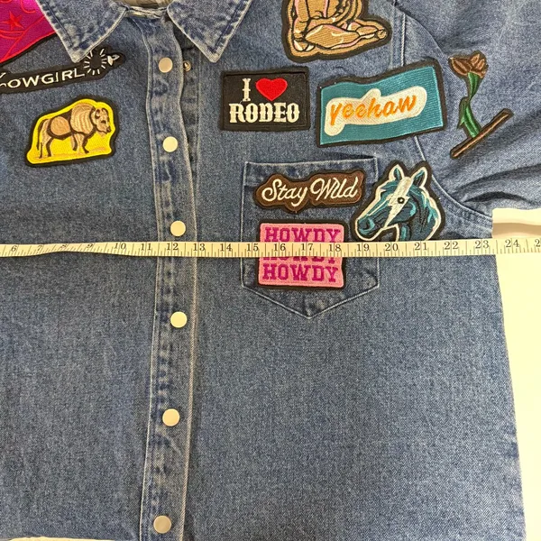*NEW* blue b. Patch Denim Jacket Size L - Image 8