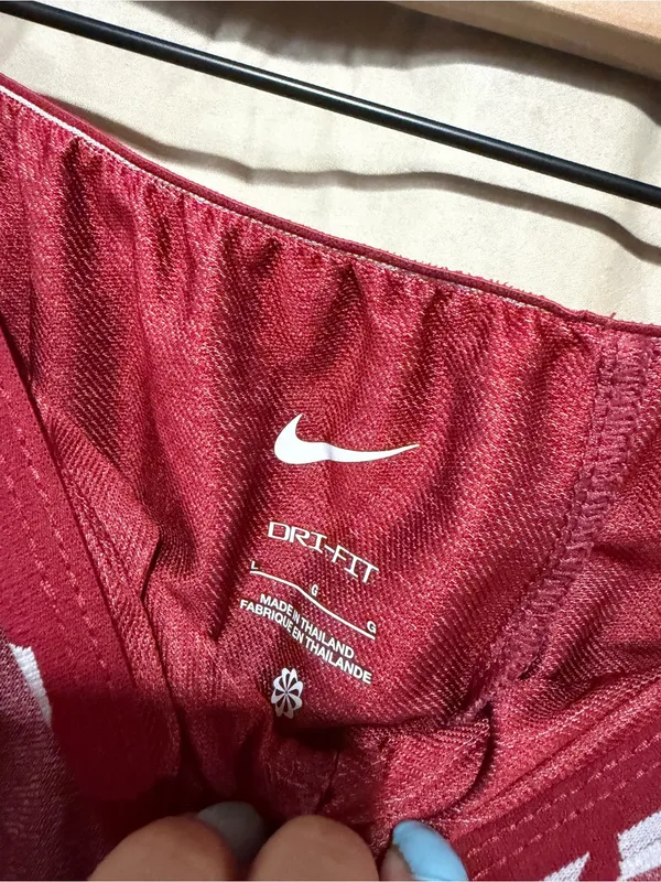 Nike shorts - Image 2