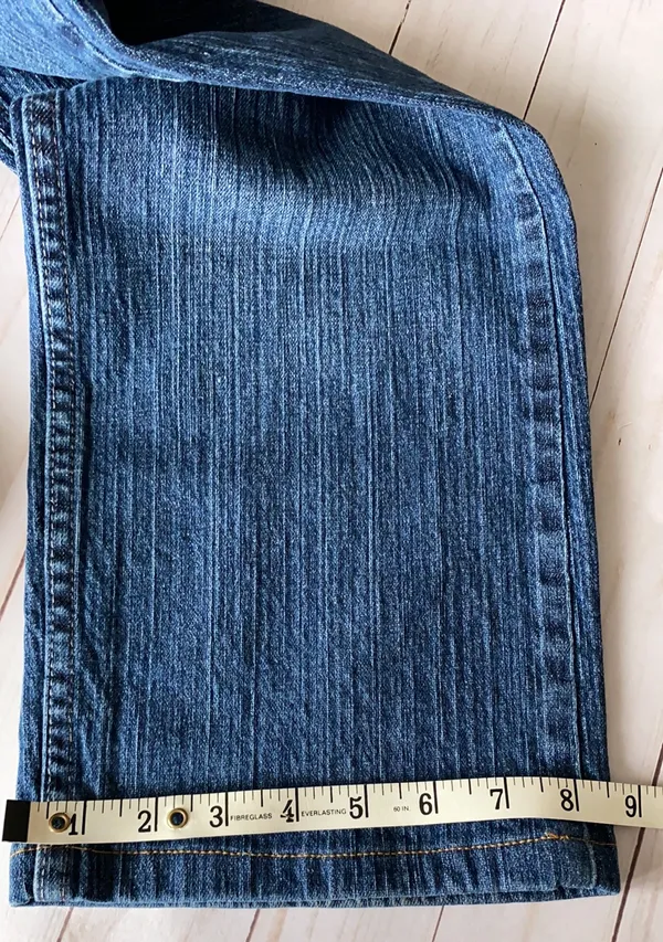 Lee Women’s Riders jeans dark wash straight leg 33 x 29 high rise stretch EUC - Image 8