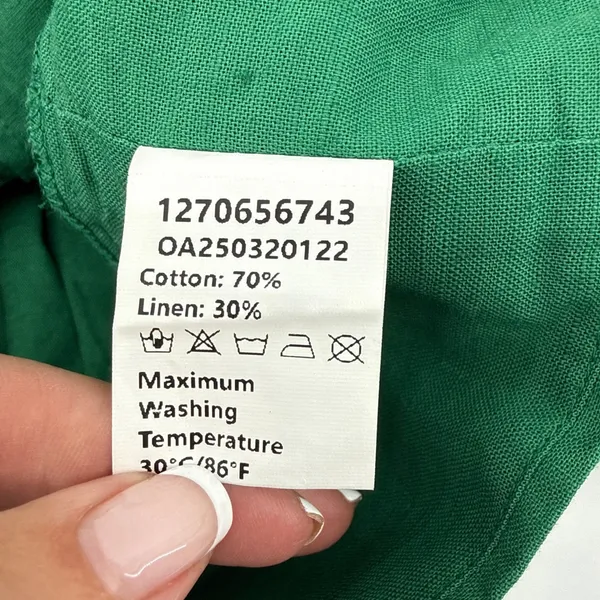 NWT Commense V-Neck Ruched Waist Linen Blend Crop Top Green‎ Gold Buttons Small - Image 6