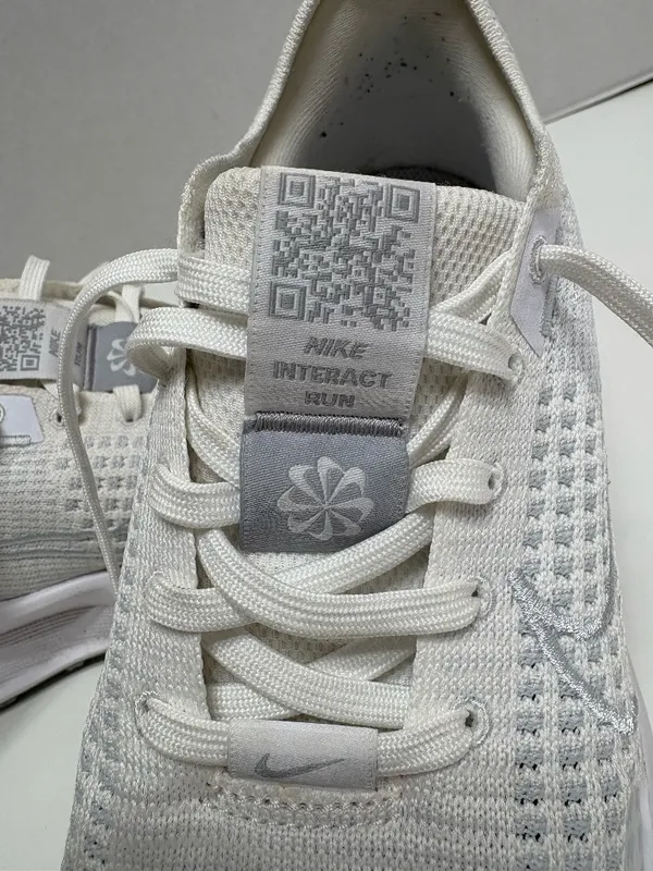 Nike "Interact Run" Running White‎ Shoes - Size 8. - Image 5