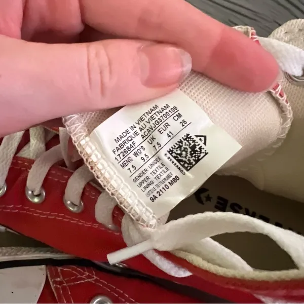 Converse Orange Classic Sneakers with Iconic Design - Image 2