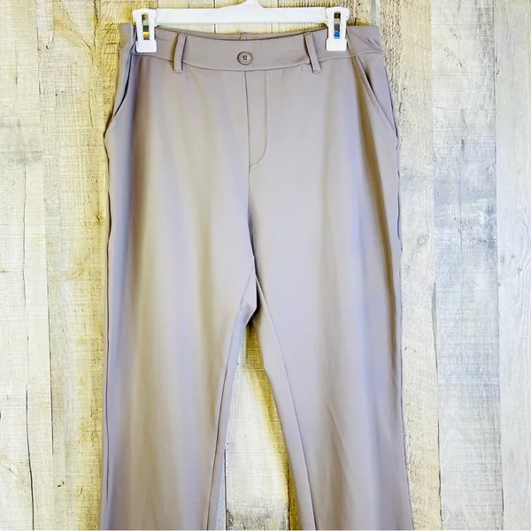 Yoga Fitness Size Medium Rosewood Pull On Pants with Front & Back Pockets - Image 3