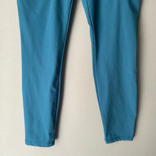 Fabletics sz M‎ teal highwaisted pants - Image 3