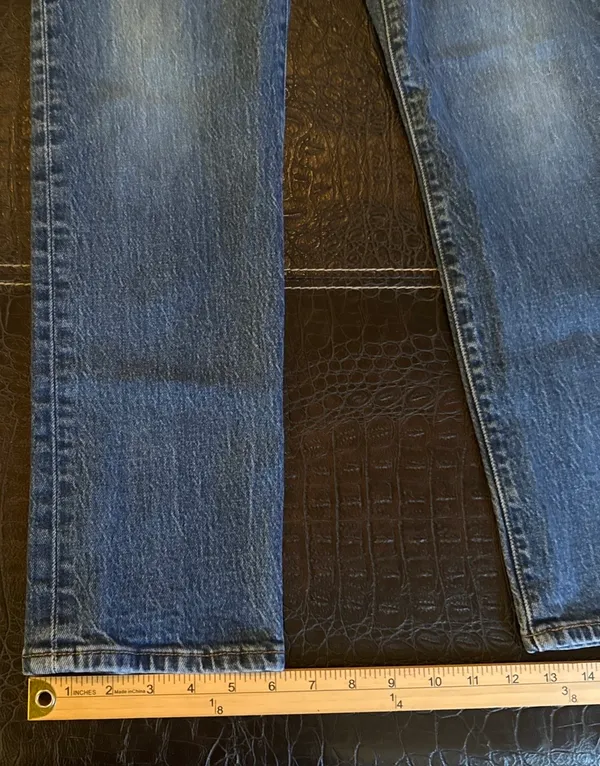 Levi's 501 Women's Straight Jeans Blue Medium Wash Button Fly W25 L28 - Image 6