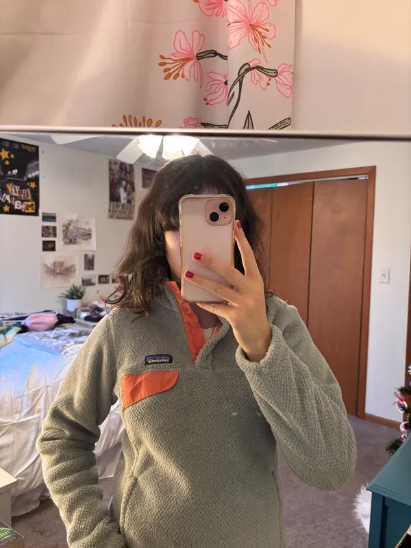 Patagonia Fleece Pullover Women’s - Image 3