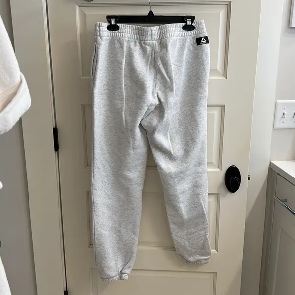 Reebok Gray Sweatpants - Image 4