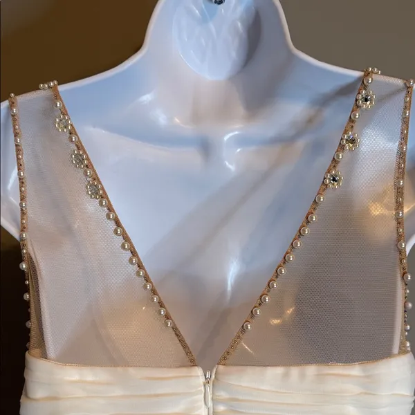 Adrianna Papell‎ White Embellished Mini Sheath Dress Bridal Holiday 8 Party - Image 11