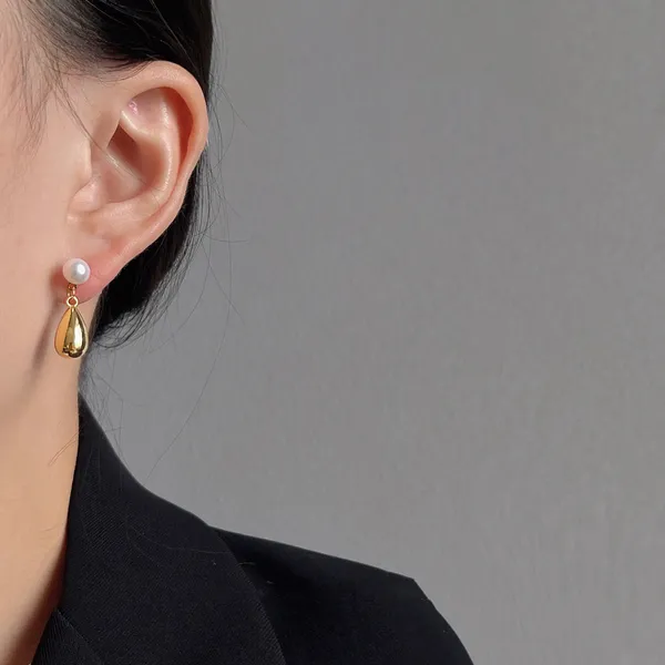 Metal teardrop dangle drop earrings for women Gold - Image 4