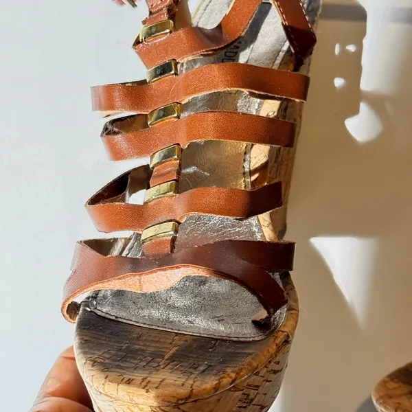 Steve Madden Brown Strappy Wedge Sandals - Image 3