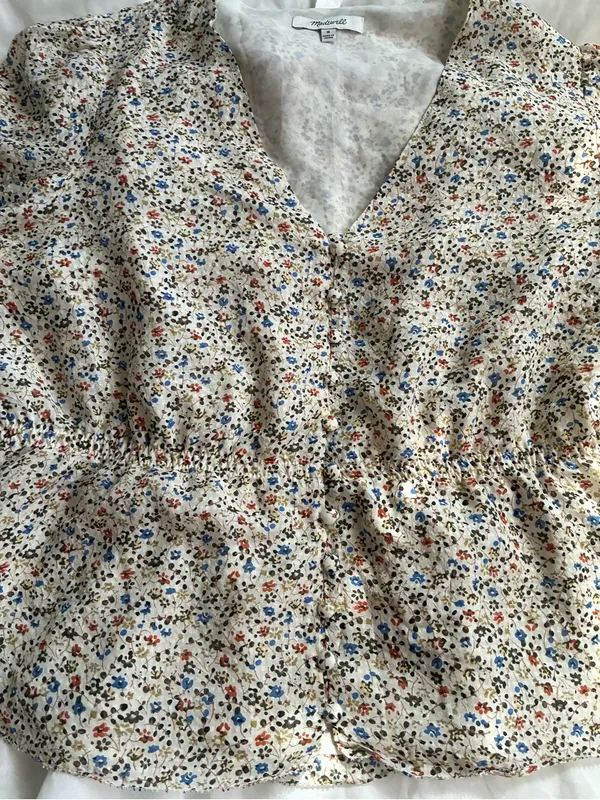 Madewell Cream Floral Button-Front V-Neck Peplum Blouse - Image 3