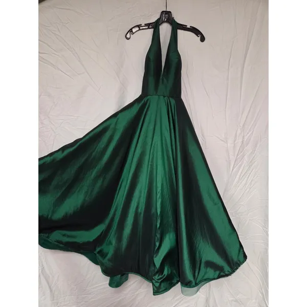 Sherri Hill 51822 Taffeta A-line gown V-neck bodice Emerald Green Size 0 SHORT - Image 3