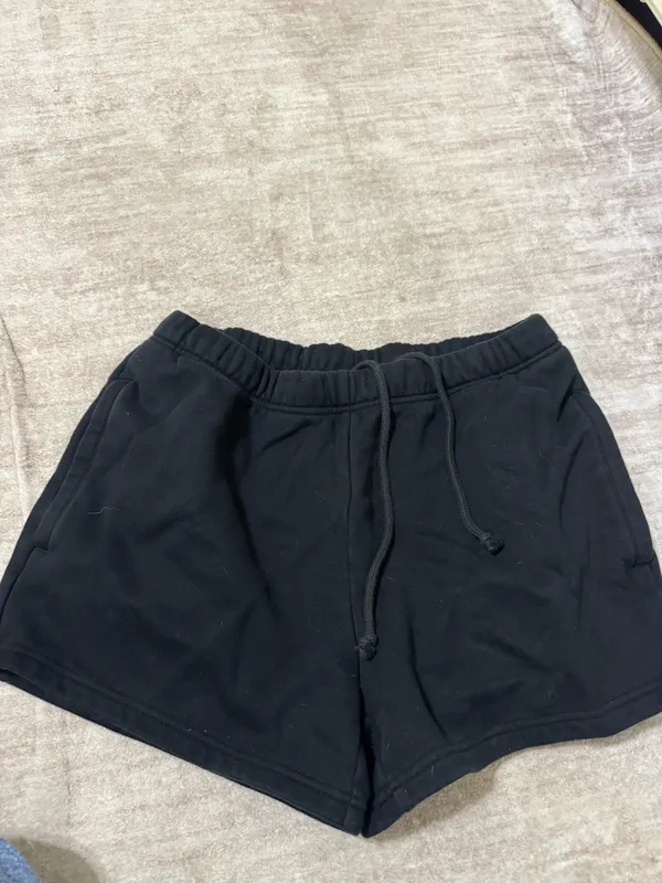 Skims cotton fleece shorts size large - Image 2