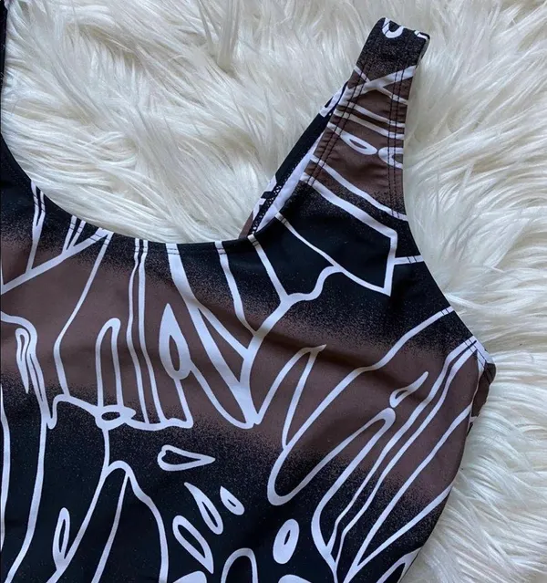Swim tank top Size L - Image 3