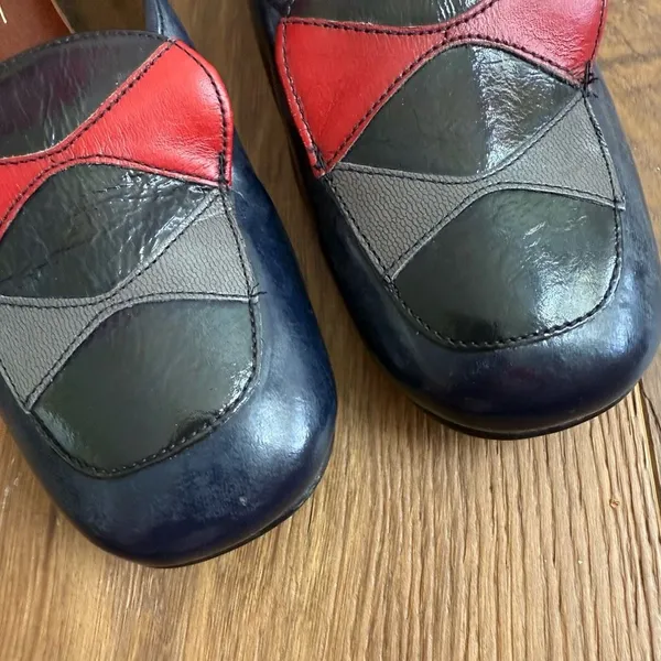 Vintage 60s 70s Imperial Block 2.5” Heel Shoes Navy Blue Black Red Grey 7 - Image 6