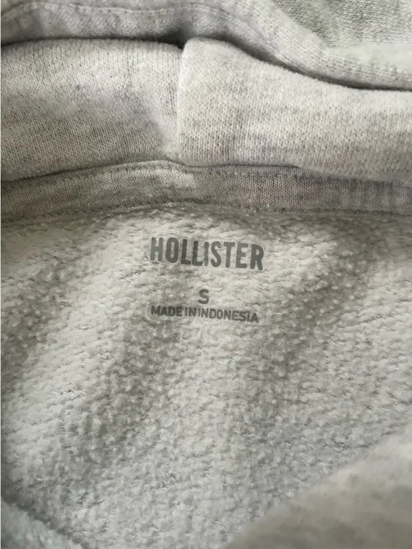 Grey Hollister Hoodie - Image 4