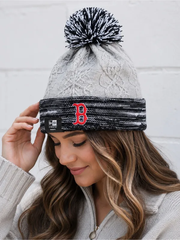 New Era Women’s Boston Red Sox Snow Crown Redux Knit Pom Beanie Hat Gray Black - Image 3