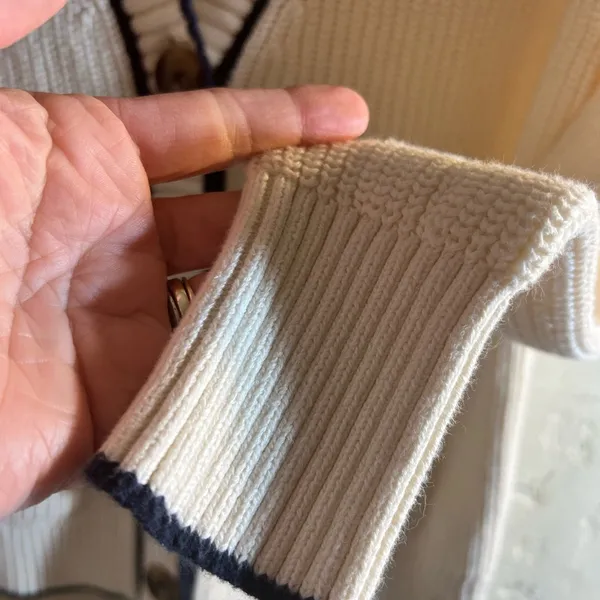 Old Navy Cream and Black Cardigan Sweater with V-Neck and Textured Knit - Image 7