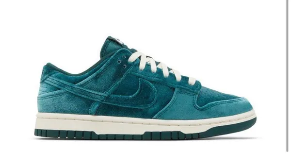 Nike Dunk Low Women’s - Image 2