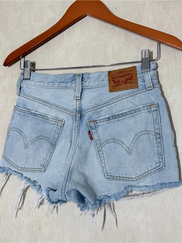 Levi’s Women’s 501 Original High Rise Jean Shorts Button Fly Raw Hem 24 - Image 4