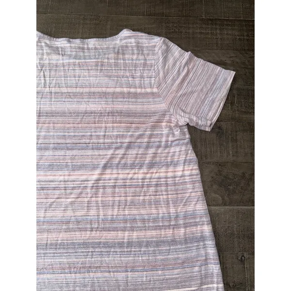 Old‎ Navy Women's Luxe Pastel Stripped Short Sleeve Tee Size Large - Image 9